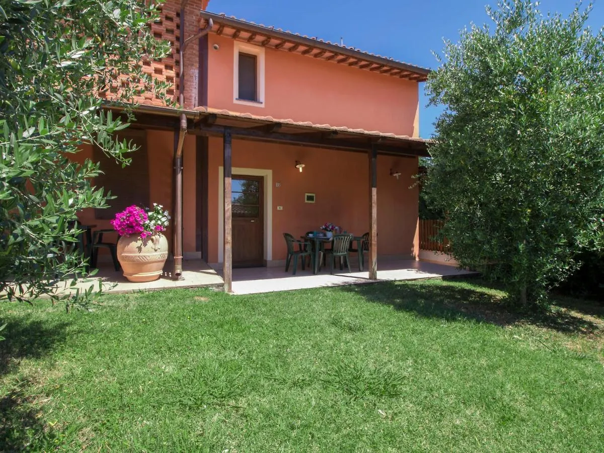 Holiday home Apartment Trilocale By Interhome